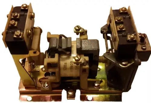 РВП-72 3121 220В реле времени фото 2 РВП-72 3121 220В реле времени фото 2