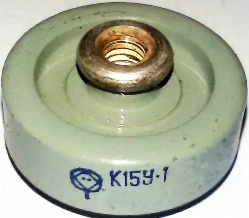 К15У-1В 3,5кВ 100 пф 4квар М1500 фото 2 К15У-1В 3,5кВ 100 пф 4квар М1500 фото 2